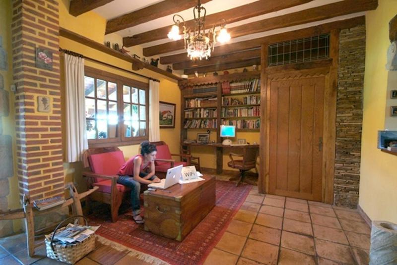 Casa Rural Iketxe Hondarribia Exterior photo