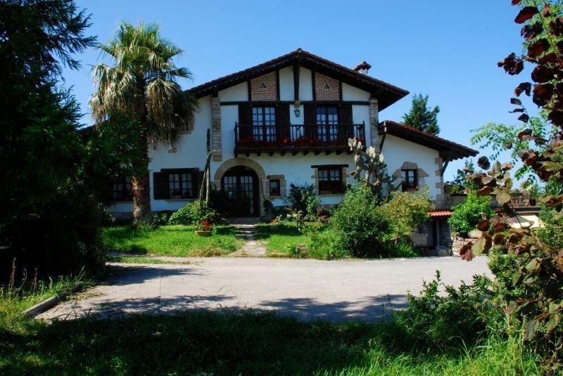 Casa Rural Iketxe Hondarribia Exterior photo